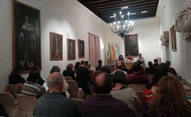 Eleonora Finkelstein visita al Seminario Humanístico