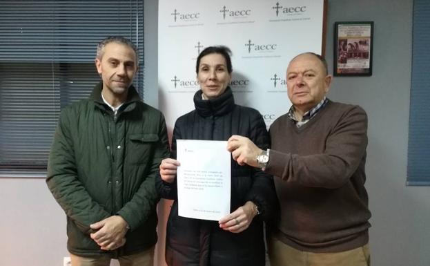 La «Tapa Solidaria» recauda 500 euros para la AECC de Zafra
