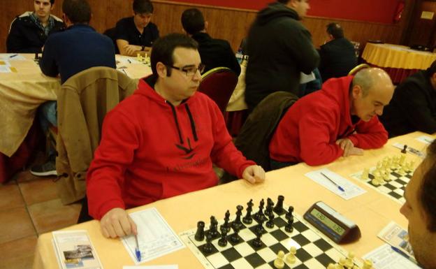 El Club Magic Extremadura del zafrense Manuel Pérez sigue líder en el Campeonato de Extremadura por Equipos 2019