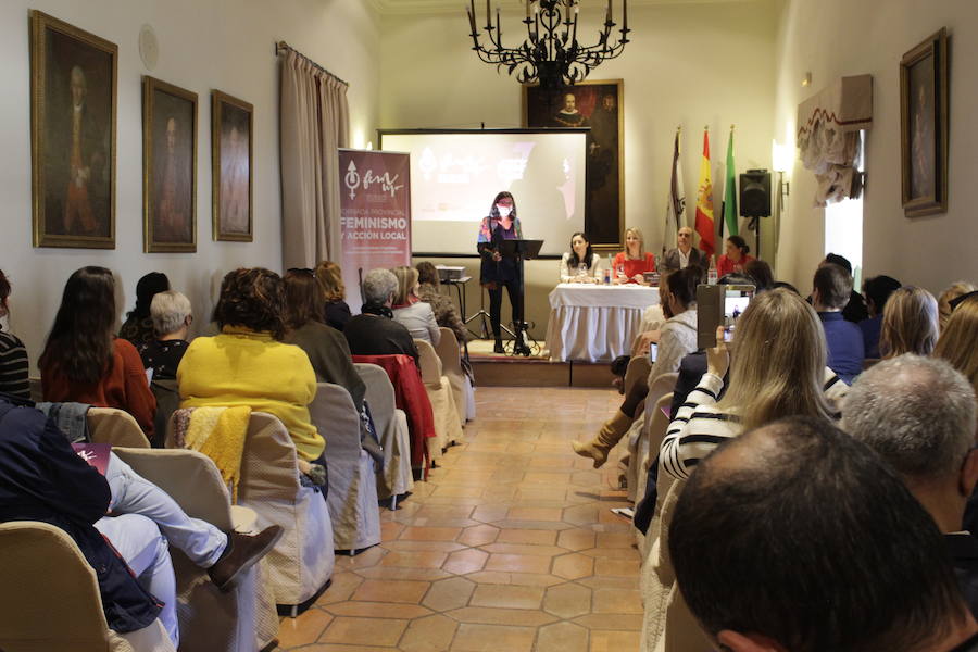 El alcalde de Zafra destaca el papel de las Universidades Populares para las mujeres del mundo rural