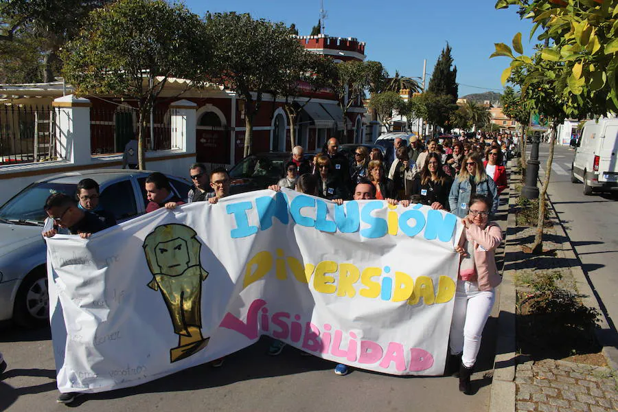 La XI Marcha por la Diversidad de Down Zafra congrega a unas 400 personas