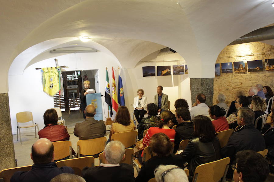 Ampliado el plazo de presentación de trabajos a los Juegos Florales de la Poesía 'Dulce Chacón