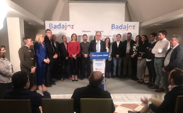 El PP de Zafra presentó a sus candidatos a las elecciones municipales con Juan Carlos Fernández a la cabeza