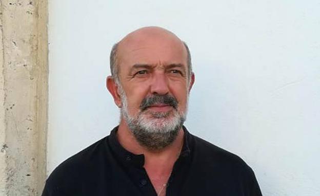 José Ángel Losada gana el Premio García de la Huerta con su poemario 'Cuaderno del Fuego'