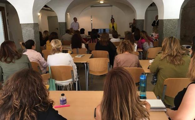 Zafra acogió el VIII Desayuno 'Conectadas en EME'