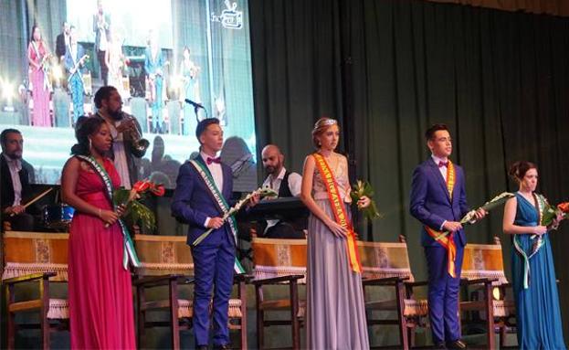 Abierto el plazo de inscripción para el concurso de Reina, Damas de Honor y Míster de la Feria