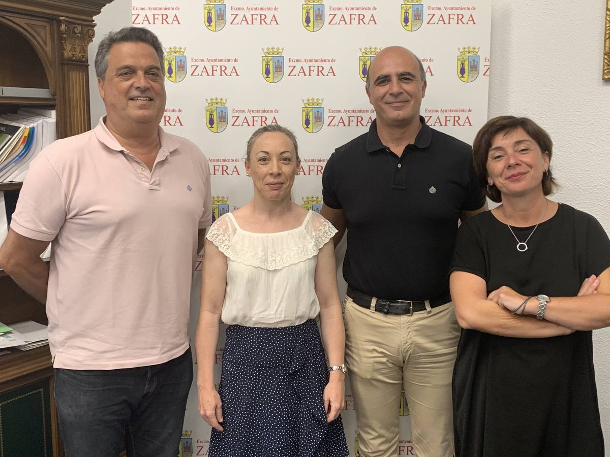 Inmaculada Palacios, José Carlos Martínez y Gema Borrachero son los nuevos secretarios del Premio Dulce Chacón de Narrativa Española