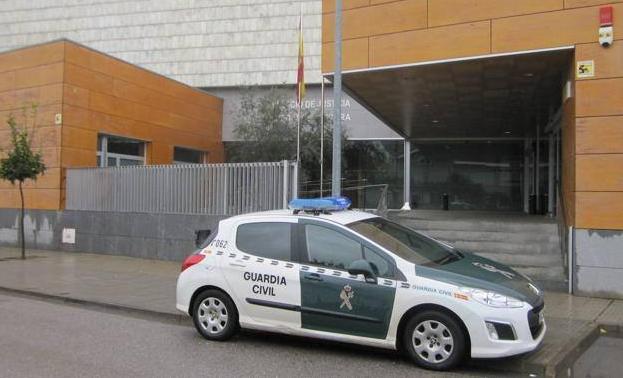 Un vecino de Zafra es detenido por agredir sexualmente a una joven en Puebla de Sancho Pérez