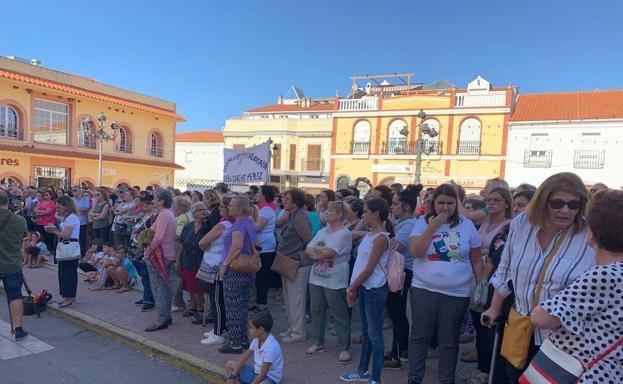 Dos concentraciones en Zafra para condenar las violencias machistas tras el intento de agresión sexual ocurrido el pasado domingo
