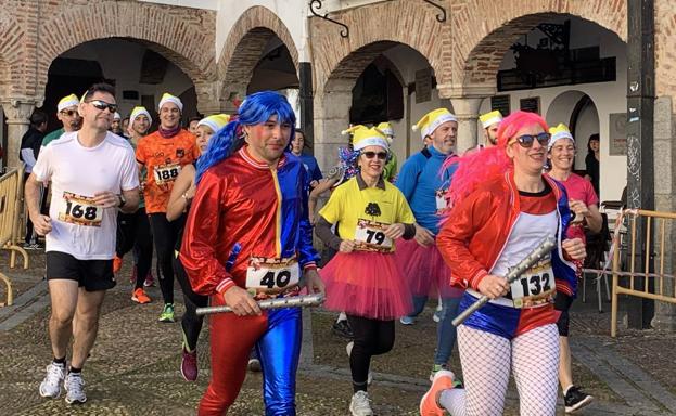 La I San Silvestre Segedana logró convocar a 300 corredores de todas las edades
