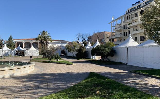 Los comerciantes del Mercado de Navidad piden ayuda al ayuntamiento tras «el fracaso» de las ventas