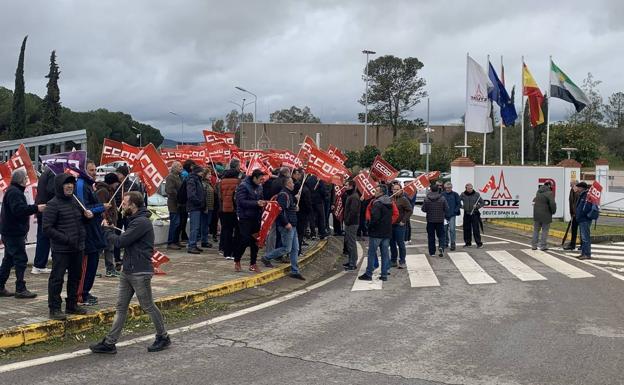 Los 500 trabajadores de Deutz Diter se movilizan para que se desbloqué la negociación de su convenio colectivo