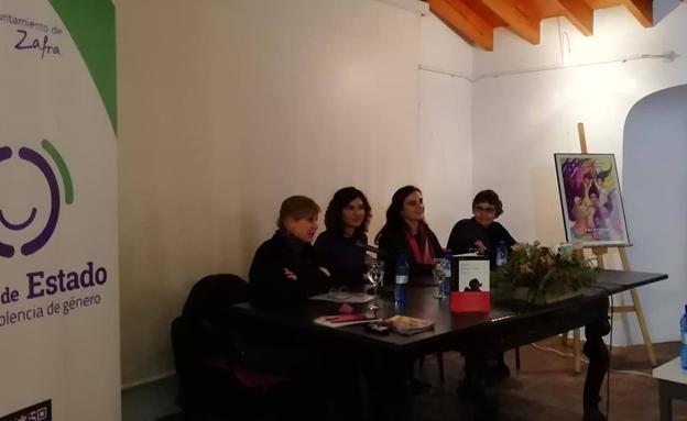 La presentación del 'Mes de las Autoras' inicia la programación del Día Internacional de las Mujeres