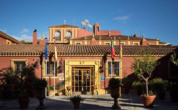El Huerta Honda es uno de los siete alojamientos turísticos de Extremadura declarado servicio esencial