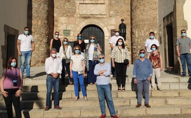 TurismoZafra.com y Bodegas Medina ofrecieron una visita guiada para trabajadores de servicios esenciales