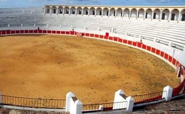Unidas por Zafra Izquierda Unida muestra su oposición a la inversión pública para una novillada a puerta cerrada en Zafra