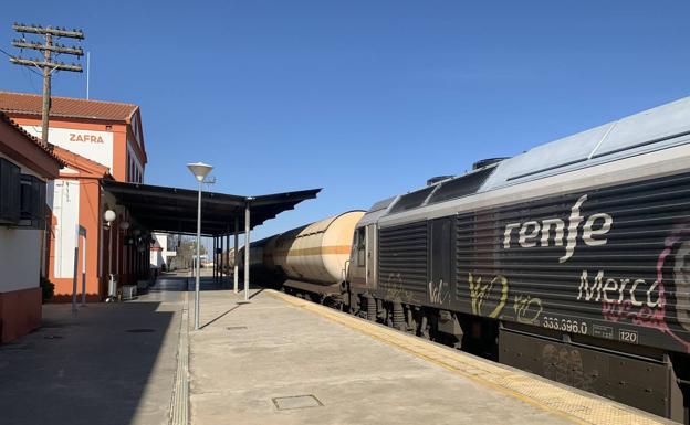 El PP denuncia la supresión de servicios por RENFE en la línea Zafra-Mérida y pide su reactivación