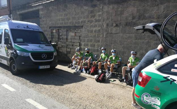 El equipo Bicicletas Rodríguez Extremadura debuta en Zamora con gran protagonismo pero sin premio