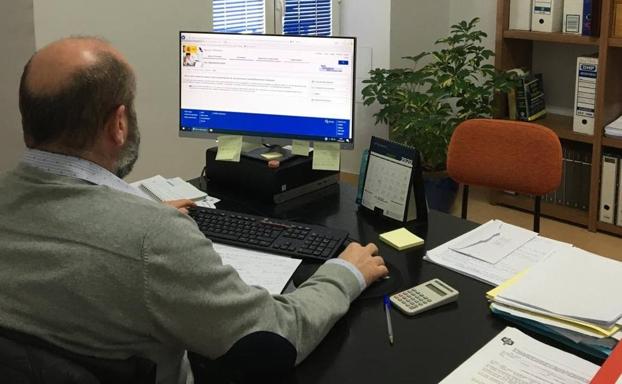 El Colegio de Graduados Sociales de Badajoz lamenta que su colectivo profesional no esté considerado entre los esenciales que recibirán la Medalla de Extremadura