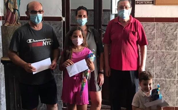 La Junta Superior de Cofradías entrega los premios de su concurso infantil de dibujo de Semana Santa