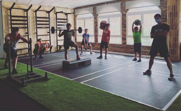 ¿Por qué tus hijos deben entrenar la fuerza? Realidad y mitos