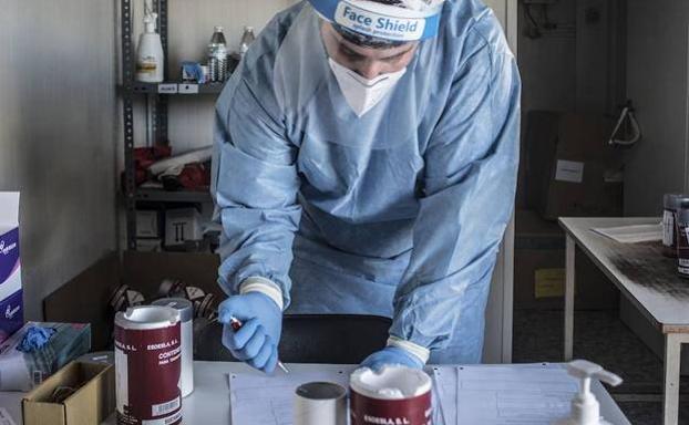 La pandemia de coronavirus da una importante tregua este miércoles tras notificarse 14 altas