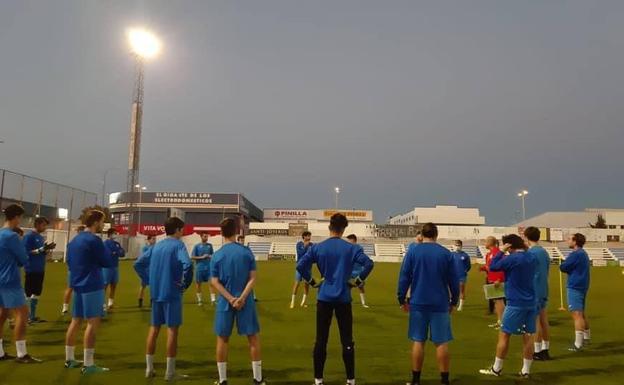 El Zafra Atlético suspende temporalmente los entrenamientos dada la situación sanitaria