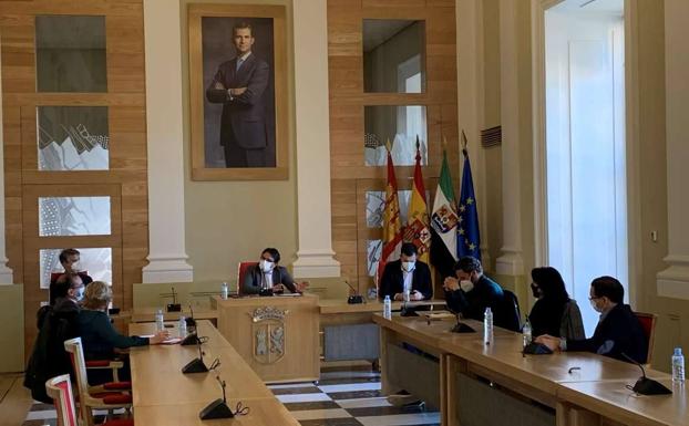 La hostelería tendrá nuevas limitaciones de cara a Año Nuevo y Reyes