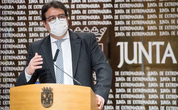 La Junta de Extremadura amplía el horario de los comercios y prorroga el resto de medidas