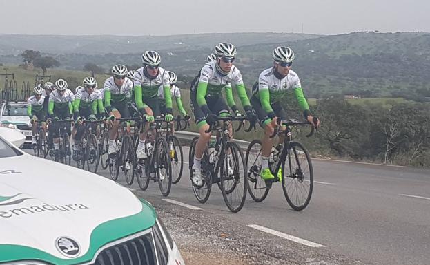 Los cuatro días de convivencia y entrenamientos del Bicicletas Rodríguez Extremadura en Zafra refuerzan el nuevo equipo