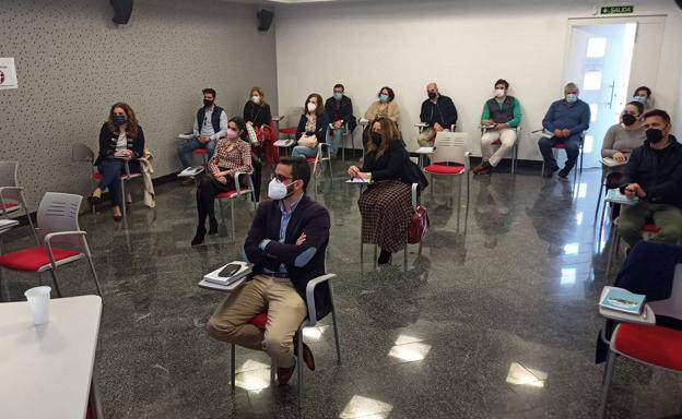 La Diputación informa en Zafra de su proyecto de creación de una Red de Conjuntos Históricos de la provincia de Badajoz