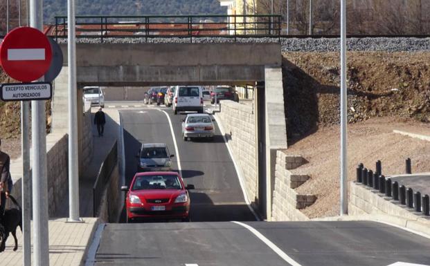 El PP solicita el estudio e instalación medios de control del tráfico en la intersección de la salida del nuevo paso soterrado con la avenida de La Estación