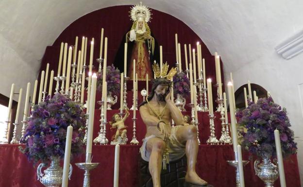 Miércoles Santo de culto y oración con la cofradía del Cristo de la Humildad y Paciencia y María Santísima de la Salud