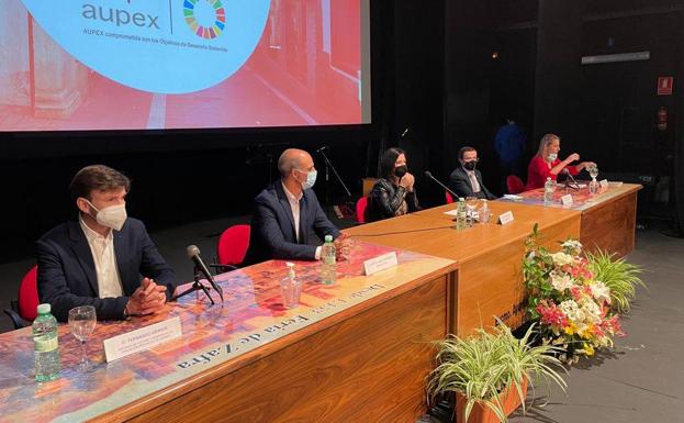 Las Universidades Populares definen en Zafra sus líneas de acción para el 2021