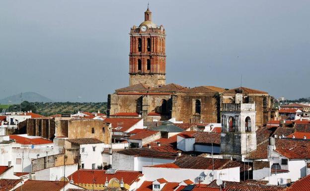 El PSOE de Zafra defiende su apuesta por el empleo generado por pymes y autónomos