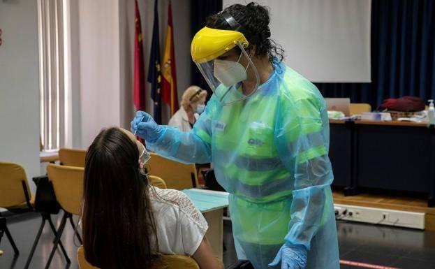 La incidencia acumulada se sitúa este domingo en 119 casos y a los 14 días en 309