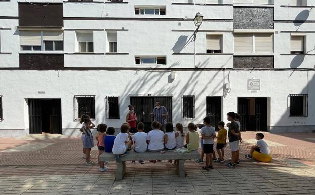 Unos 60 niños de entre 6 y 12 años han participado ya en el programa Diviértete