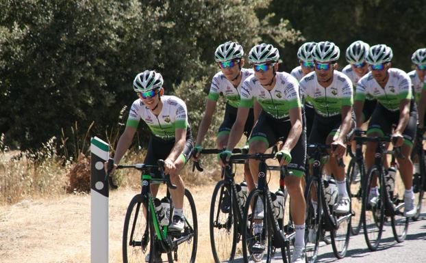 El Bicicletas Rodríguez Extremadura disputa la Vuelta a Cantabria