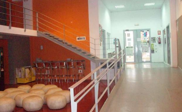 El Espacio para la Creación Joven ha organizado un taller de programación electrónica y otro de iniciación DJ