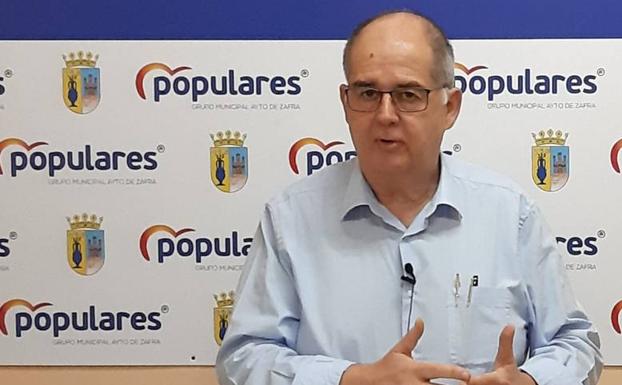 El PP denuncia una vez más que el Equipo de Gobierno no haya aún contratado un servicio de limpieza para los colegios «de forma oficial»