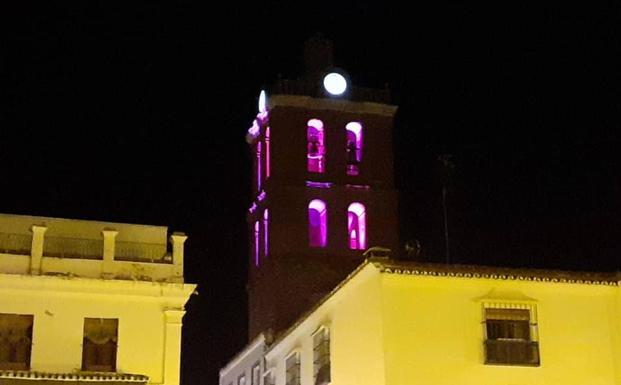 La VI Caminata Solidaria a beneficio del Cáncer de Mama volverá a recorrer el domingo las calles de Zafra