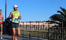 Jorge Borrallo, del Club Runners Uni2, logró la tercera posición en el Campeonato de Extremadura de Maratón