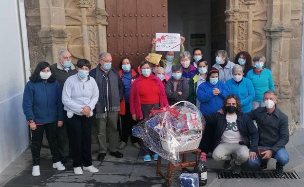 La Zambombá de Los Jaleos recaudó 5.027 euros para el Hospital de Santiago