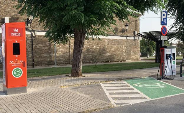 La electrolinera de Zafra funciona de forma pública y gratuita desde el pasado 3 de enero
