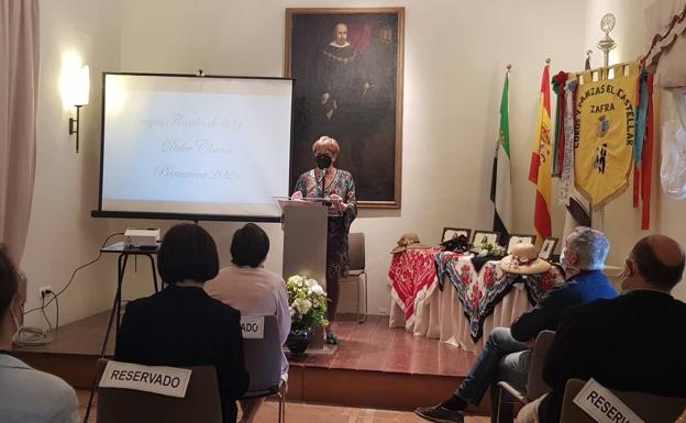 La Asociación Cultural y Folklórica El Castellar convoca los Juegos Florales de la Poesía 'Dulce Chacón' Primavera 2022