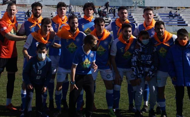 El CD Zafra obtuvo un empate justo ante el líder Fuente de Cantos