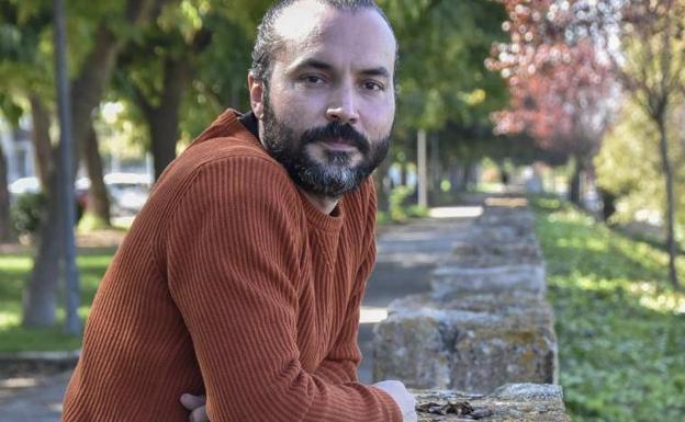 Carmona del Barco presenta en su novela 'Alegría' este viernes