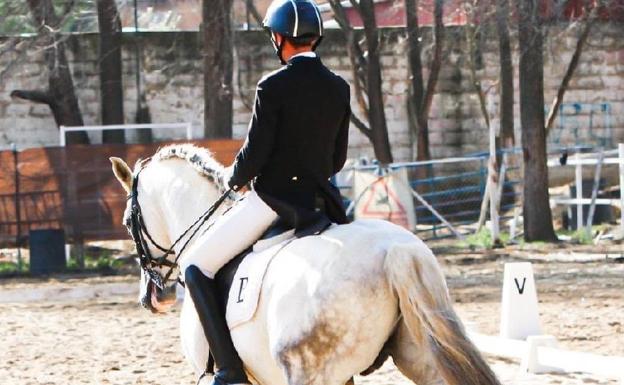 El Centro Ecuestre Las Dehesillas ofrece dos exhibiciones de doma este fin de semana en el recinto hípico