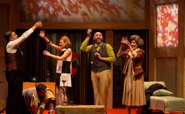 La obra 'Black Comedy' llega al Teatro de Zafra este domingo de la mano de Suripanta Teatro