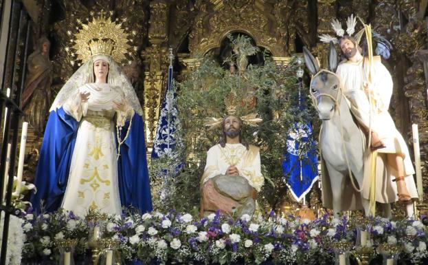 La Cofradía de la Oración se prepara para su salida el Domingo de Ramos